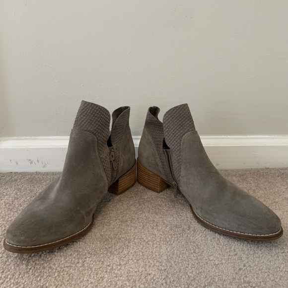 Seychelles ankle boot, great condition. - Picture 2 of 2
